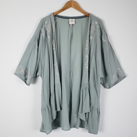 Knox Rose blue floral embroidered flutter cardigan - Picture 5 of 9